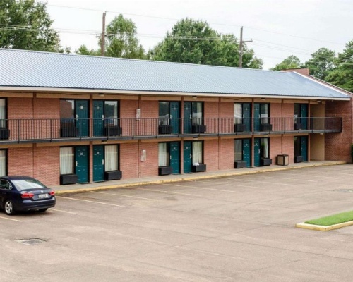 Rodeway Inn Greenwood image 12