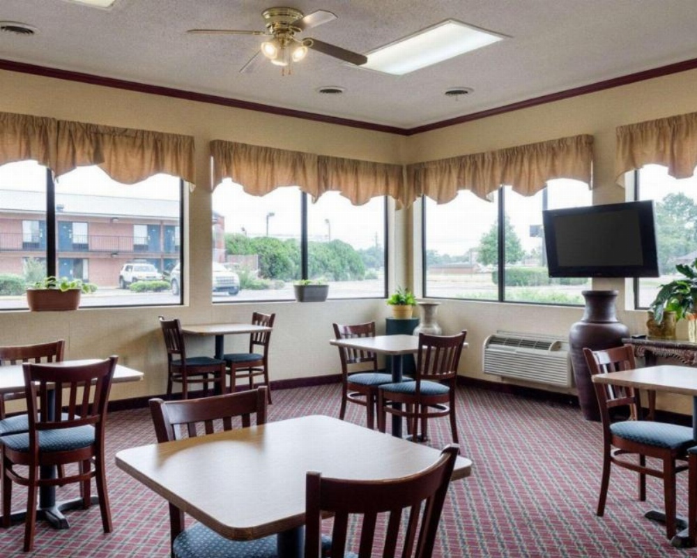 Rodeway Inn Greenwood